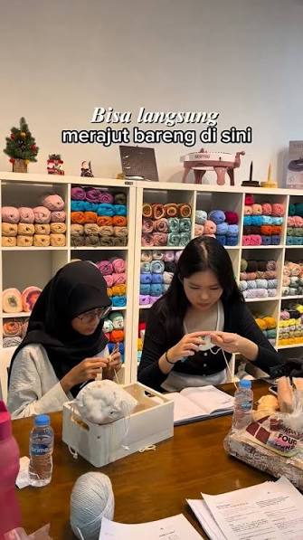 Makers learning crochet at a workshop
